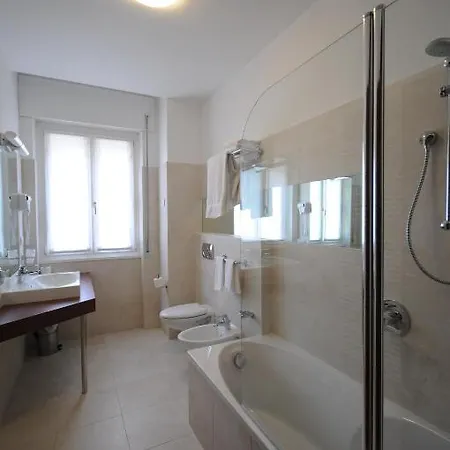 Hotel Conradi Chiavenna Kamer foto