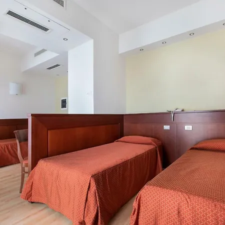 Hotel Conradi Chiavenna Buitenkant foto